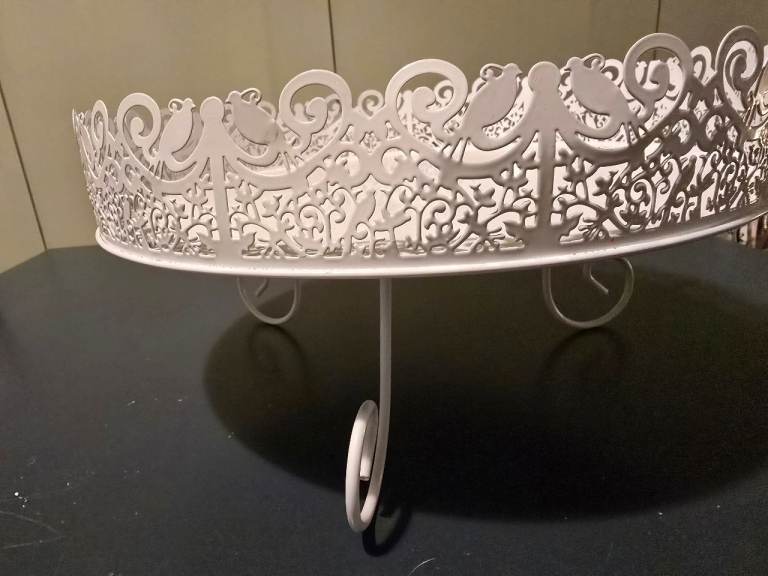 Cake stand 