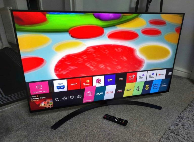LG Smart TV with Remote – As Good As New / 43 inch , £195.00 for Sale