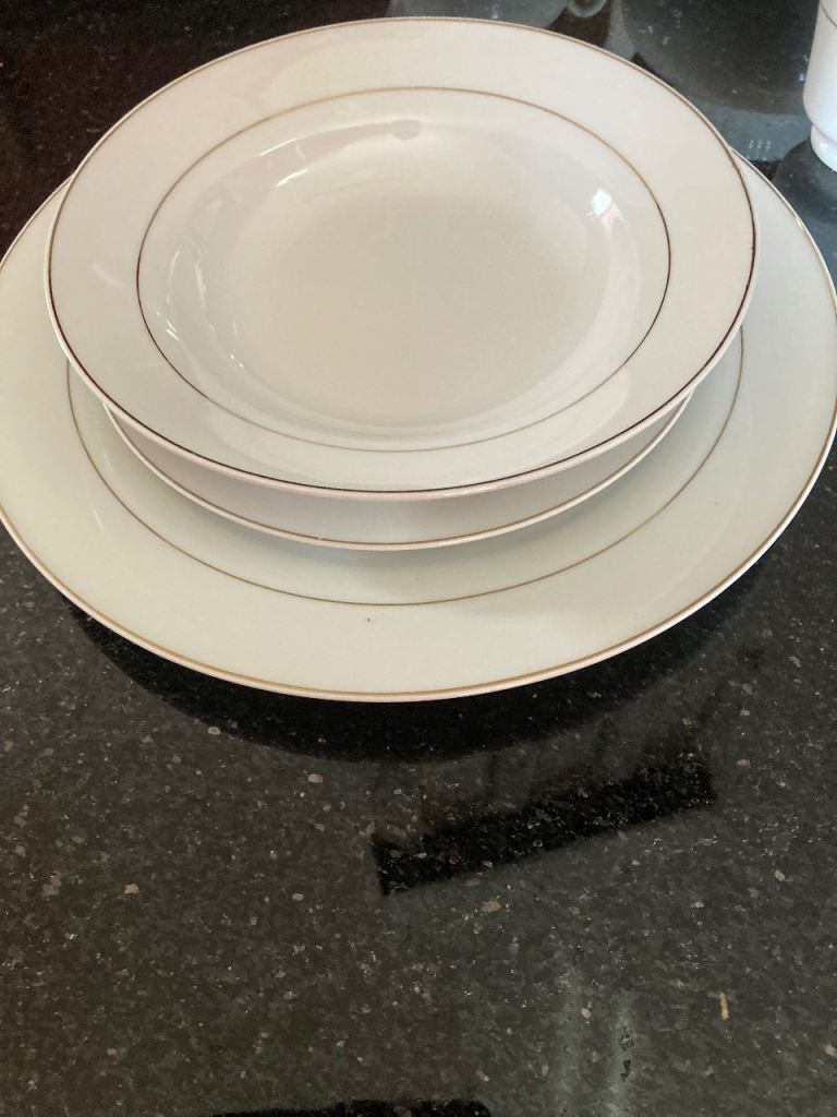 Dinner set
