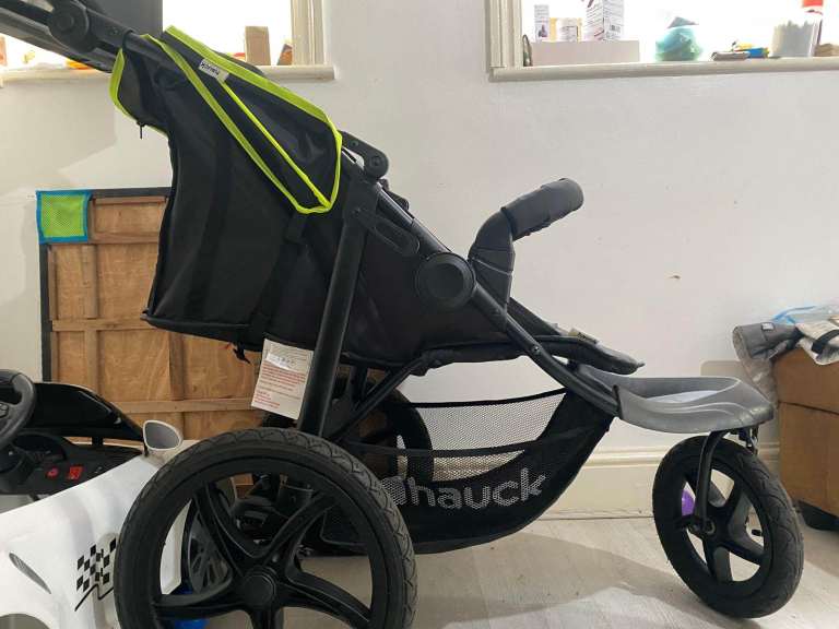 Hauck Baby Pushchair/Stroller – Black and Green, Good Condition