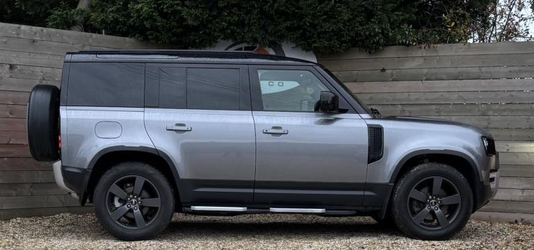 LAND ROVER DEFENDER 3.0 D250 MHEV SE 2021