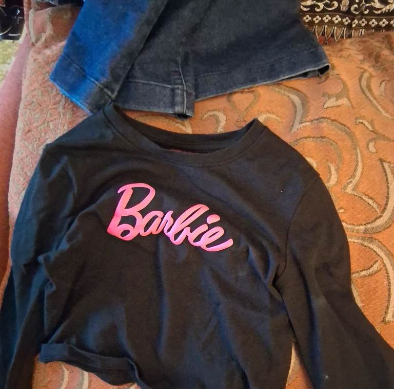 Girls clothes assorted 