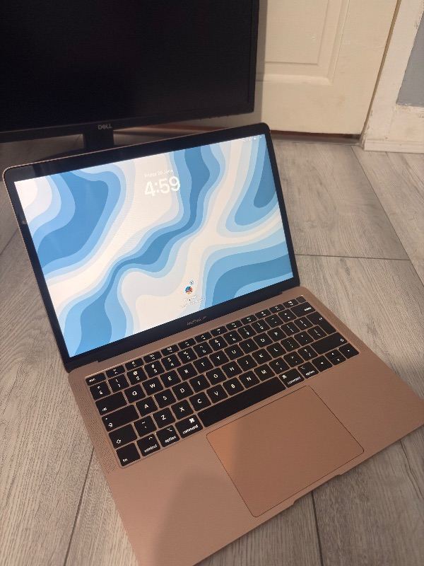 VWMacBook Air (2019) 13-inch – 8GB RAM, 128GB SSD