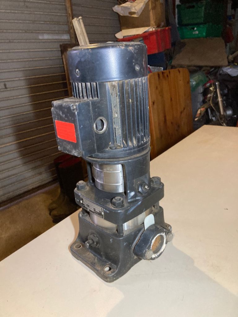 VARIOUS Grundfos industrial heating pumps