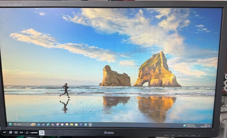 iiyama 24” monitor