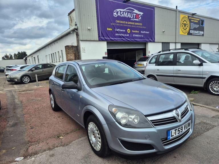 2009 Vauxhall Astra 1.8i 16v Life 5dr HATCHBACK Petrol Automatic