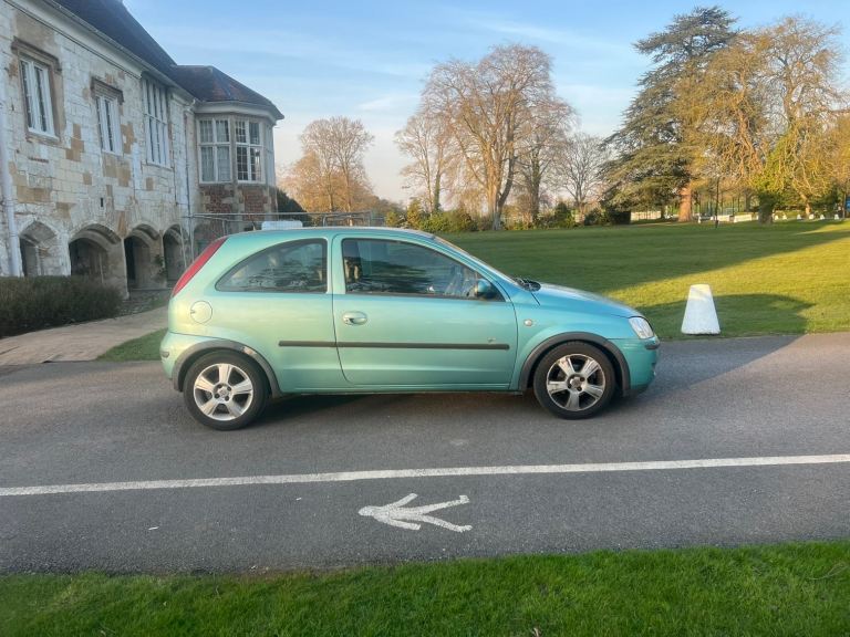 Vauxhall corsa 