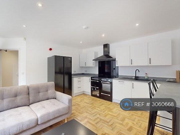 1 bedroom in Lenton Boulevard, Nottingham, NG7 (#3060668)