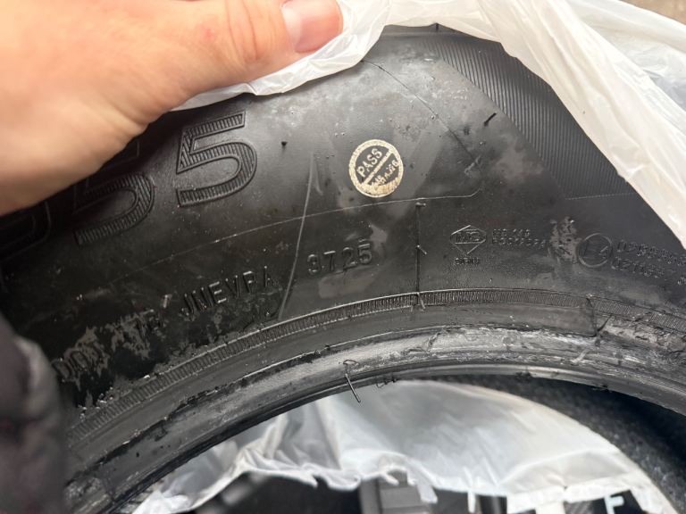 iLINK L-Grip 55 Tyre 215/65 R16 98H Like New 2025