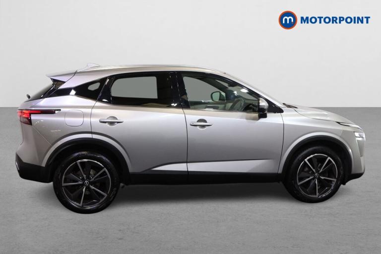2022 Nissan Qashqai 1.3 DiG-T MH 158 Tekna 5dr Xtronic SUV Petrol Automatic