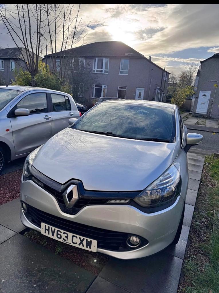 Renault Clio 2013 , Petrol, Hatchback, Silver  5 Doors 