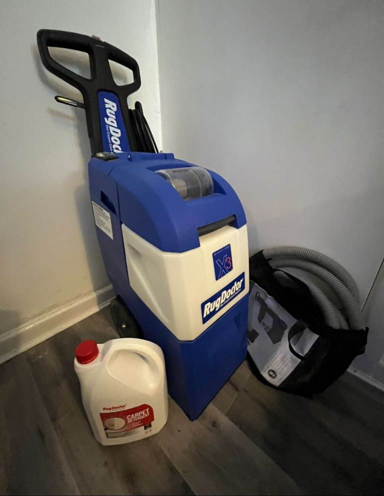 Rug Doctor X3 Carpet Cleaner with Solution and Hose Attachment