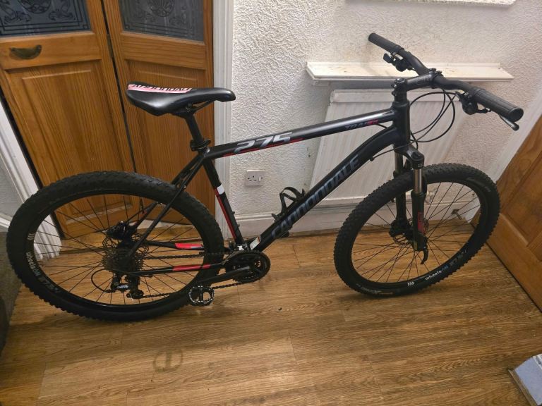 Cannondale  Trail 6 Hardtail (22”, XL) in fabulous condition.