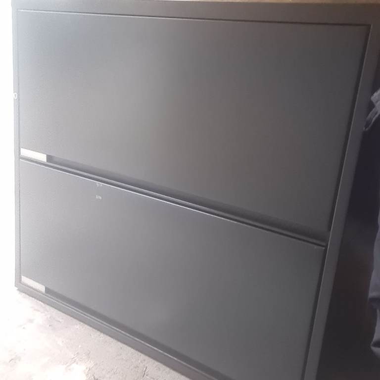 Metal storage cabinet options 
