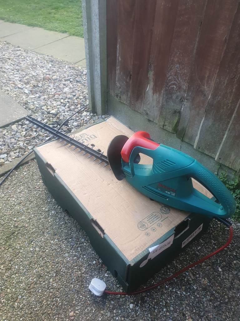 Bosch AHS 48-16 Electric Hedge Trimmer 