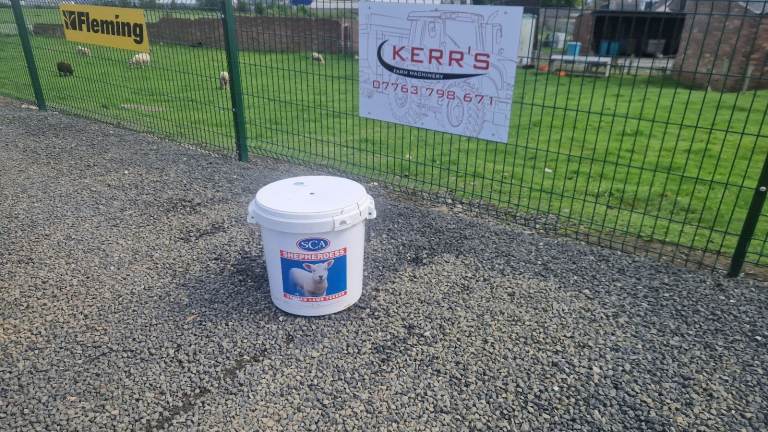 Sca shepherdess orphan lamb feeder farm livestock tractor 