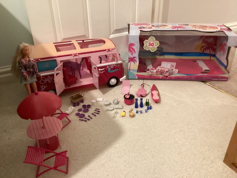 Campervan With Doll & Accessories