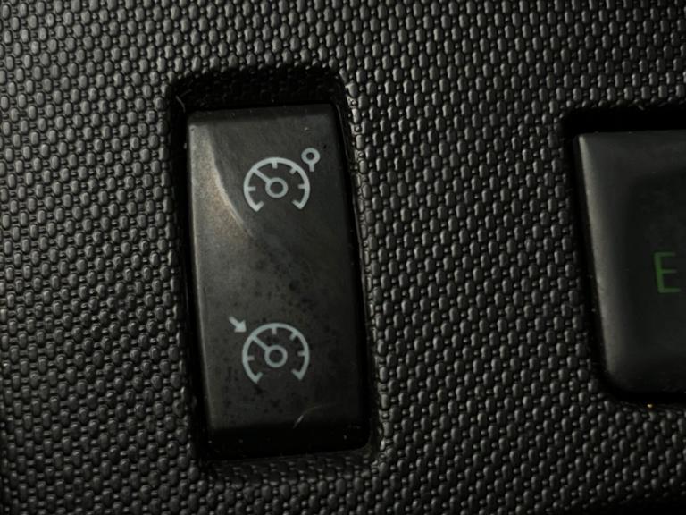 2014 Renault Captur 0.9 TCE 90 Dynamique MediaNav Energy 5dr HATCHBACK Petrol Manual