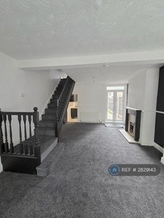 3 bedroom house in Norman Crescent, Doncaster, DN11 (3 bed) (#2829143)