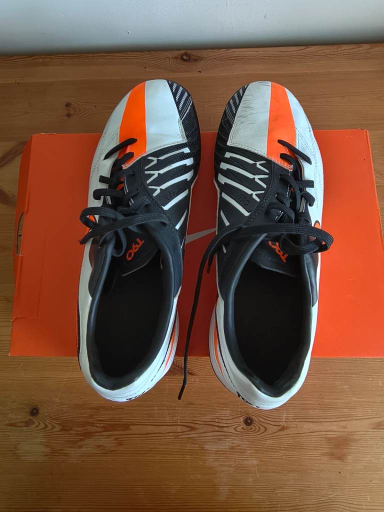 Nike Total 90 Shoot White Orange Football Boots T90  UK Size 7