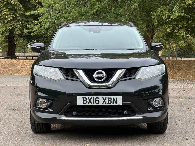 Nissan x-trail acenta 1.6 petrol manual euro 6 panoramic sunroof parking sensors 62,000 MILEAGE