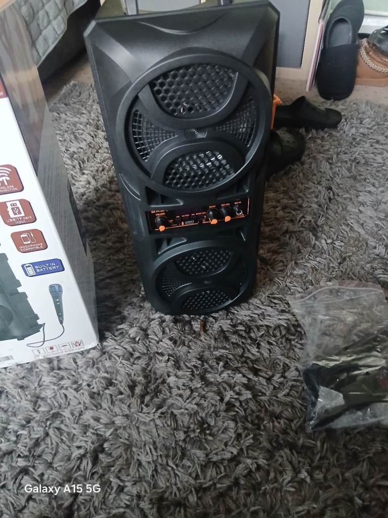 Brand New Portable Bluetooth Speaker with Microphone