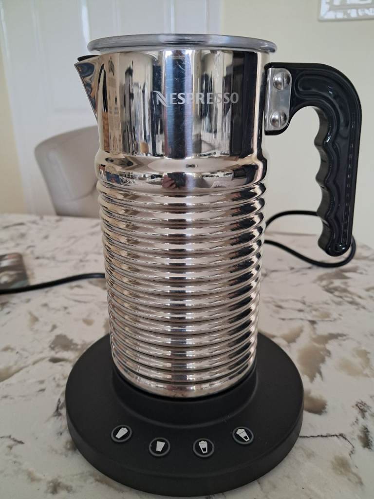 Nespresso Aeroccino Milk Frother – Silver, Good Condition