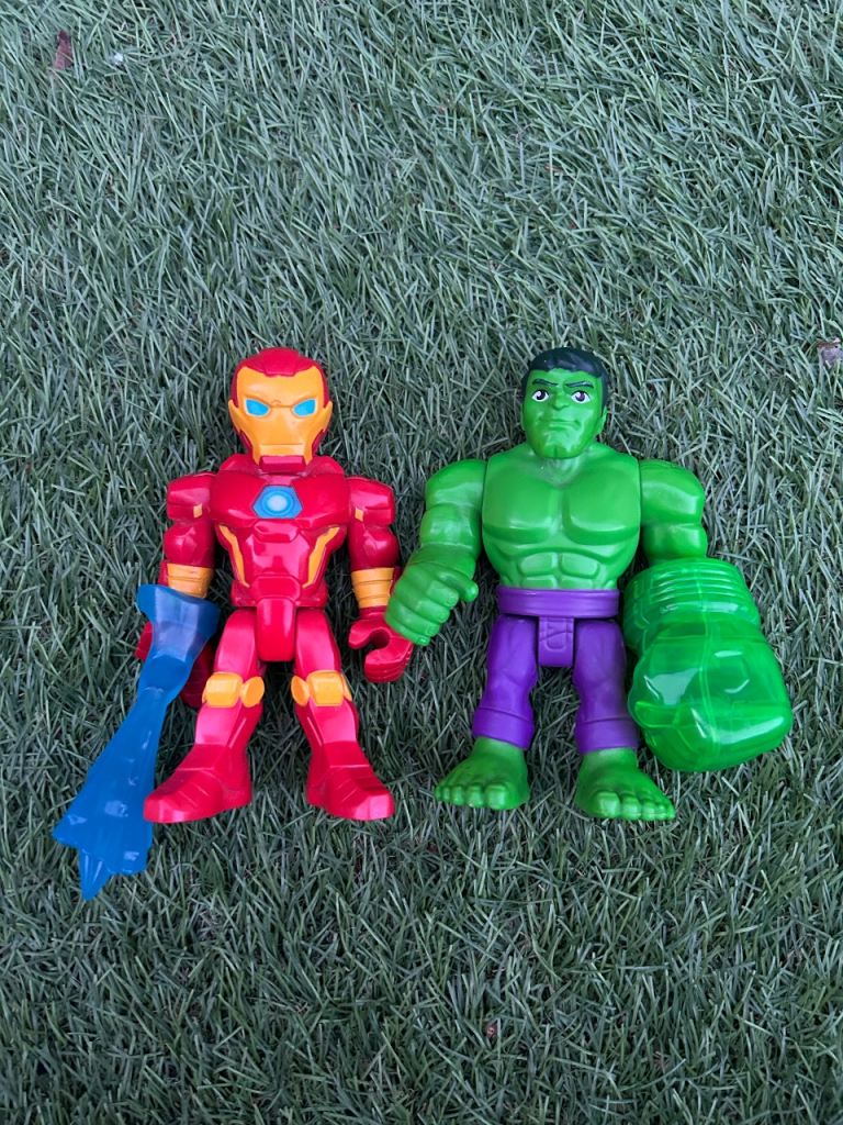 Little iron man and hulk figures good condition 