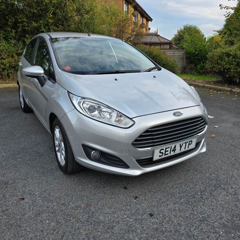 Ford, FIESTA, Hatchback, 2014, Manual, 1241 (cc), 5 doors