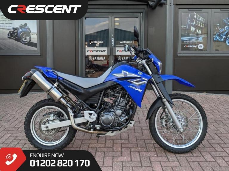 YAMAHA XT660R 2007- BLUE - AFTERMARKET EXHAUSTS - 9 SERVICE STAMPS - ENGINE BARS