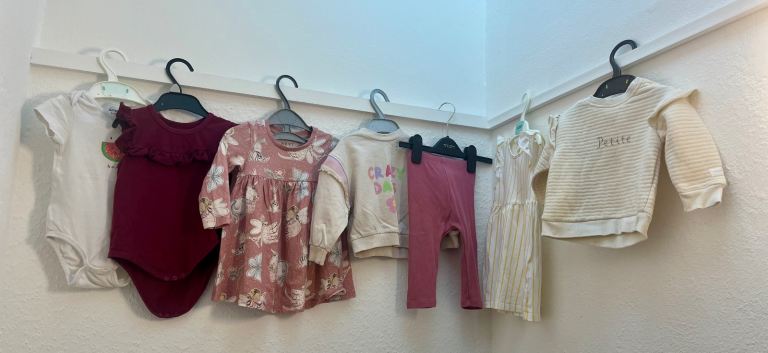 Baby Girls Bundle ~ 6-9 Months   Jumpers, Dresses, Leggings Etc 