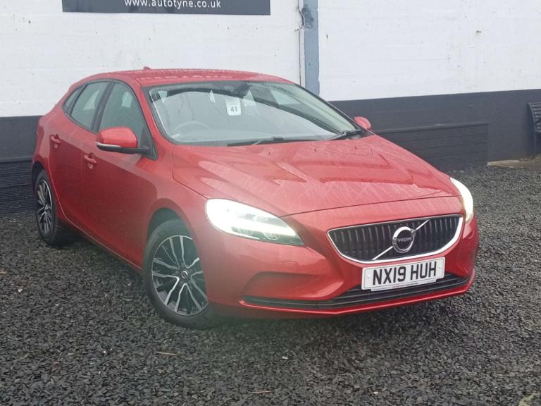 2019 Volvo V40 2.0 V40 Momentum D2 5dr Hatchback Diesel Manual