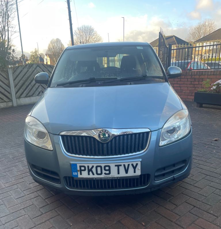 SKODA FABIA 1.4 TDI PURE DRIVE 2 110k £35 ROAD TAX 5 DOOR 