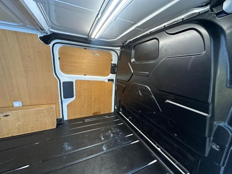 2023 Ford Transit Custom 2.0 EcoBlue 170ps Low Roof Limited Van PANEL VAN DIESEL Manual