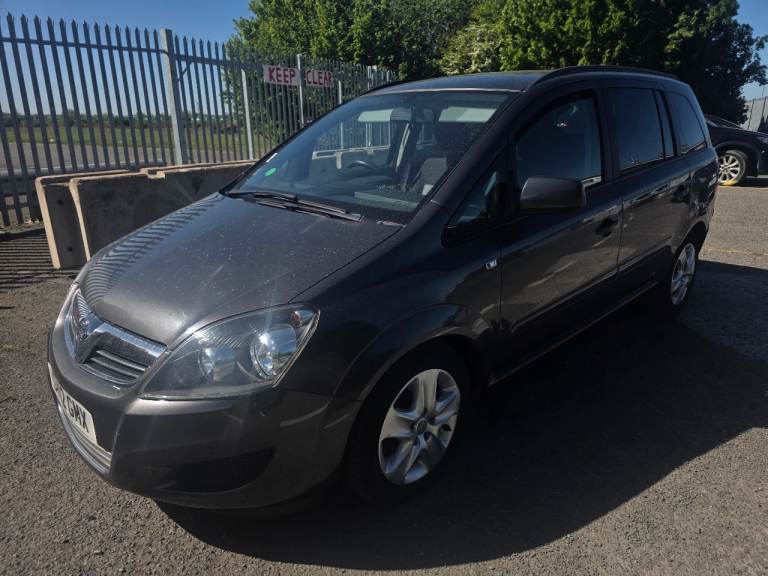 Vauxhall, ZAFIRA, MPV, 2012, Manual, 1686 (cc), 5 doors