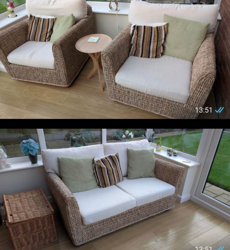 rattan conservatory suite/furniture - 2 chairs and 1 settee