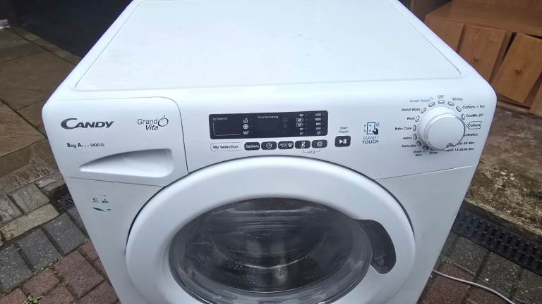 Candy 8KG Washing machine  - Good condition & Fully working - Can deliver locally from £7