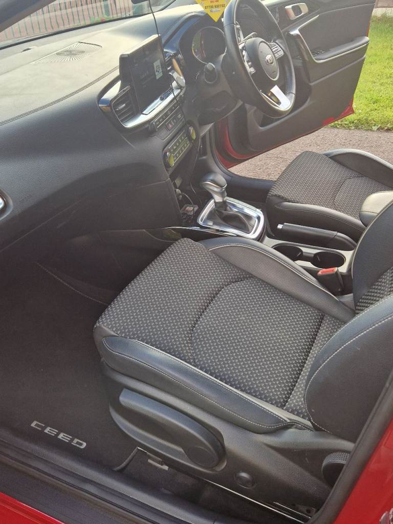 2019 Kia Ceed 1.4 T-GDi 3 Sportswagon Euro 6 ESTATE Petrol Automatic gearbox 7 speed