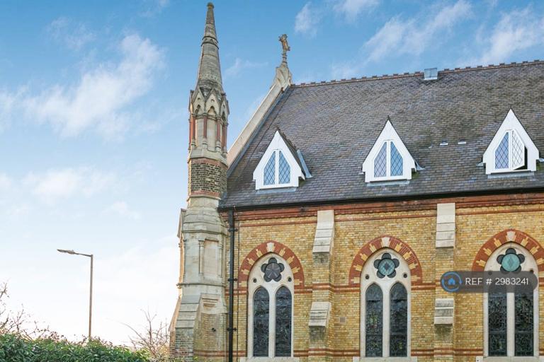 2 bedroom flat in Reeds Chapel, Watford, WD24 (2 bed) (#2983241)
