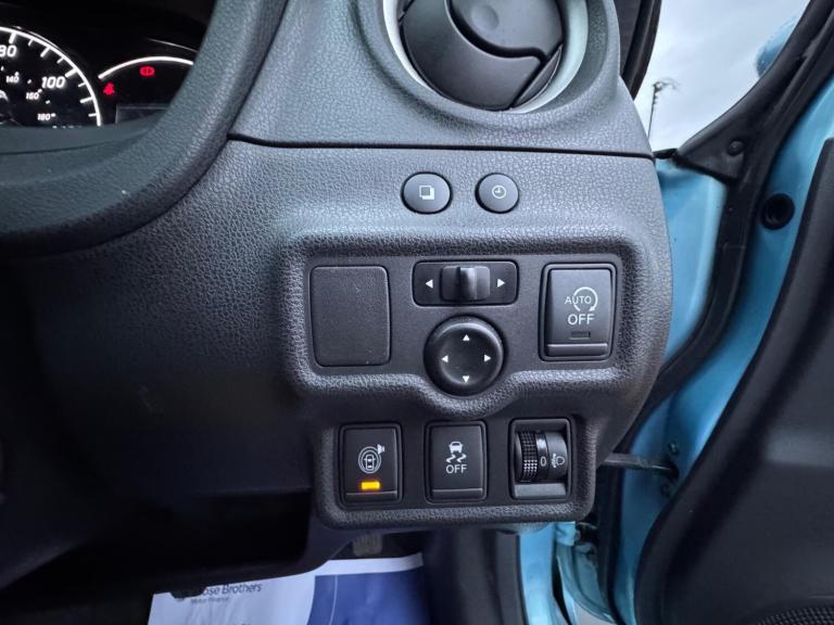 2014 Nissan Note 1.2 Acenta Premium 5dr [Safety Pack] MPV PETROL Manual