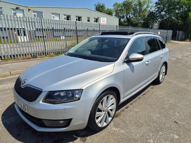 2015 SKODA OCTAVIA 2.0 TDI CR Laurin + Klement 5dr DSG Auto Damaged Salvage