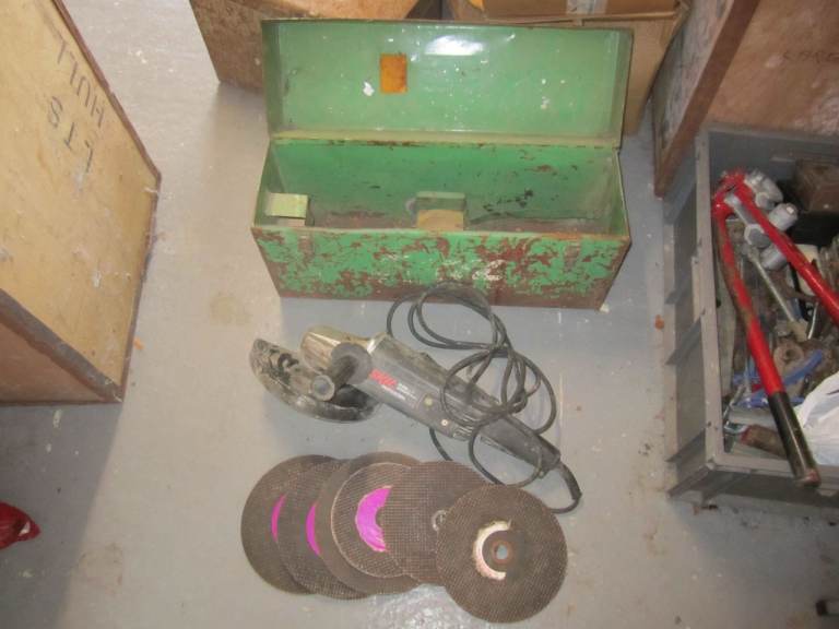 Angle Grinder Large size 240V