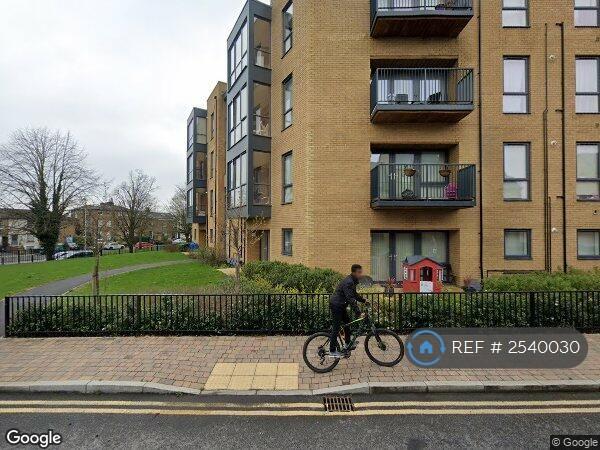 2 bedroom flat in Spitfire House, Uxbridge, UB10 (2 bed) (#2540030)