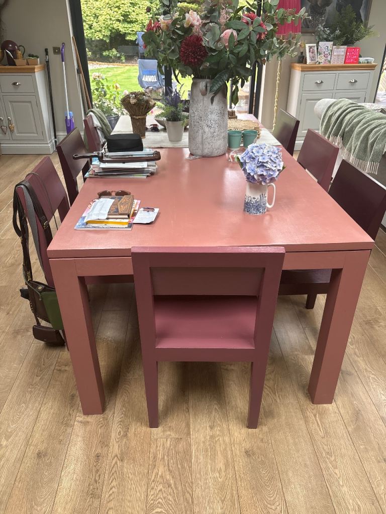 Solid oak Dining Table and 8 Chairs 