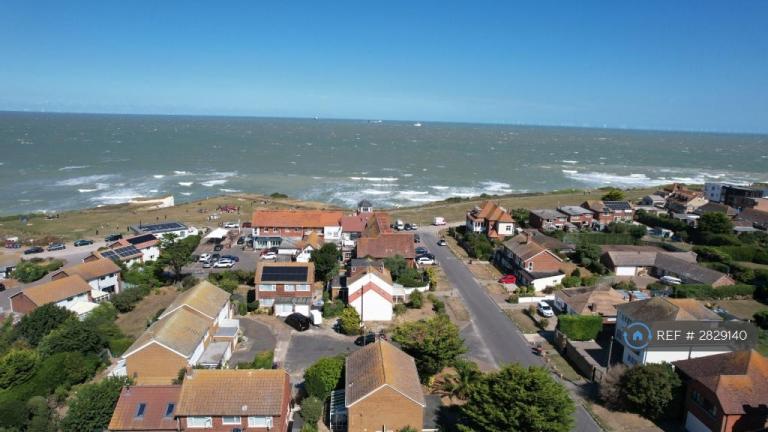 4 bedroom house in Kingsgate Avenue, Broadstairs, CT10 (4 bed) (#2829140)
