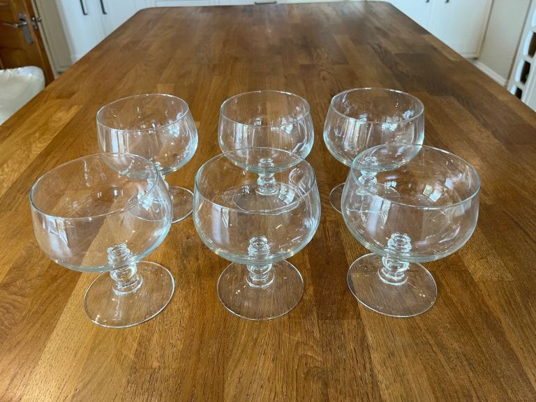 Set of 6 Clear Glass Dessert Bowls / Dishes