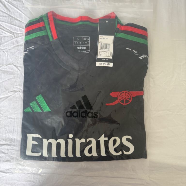 Brand New Arsenal 24/25 Away Shirt - Size Large with Tags