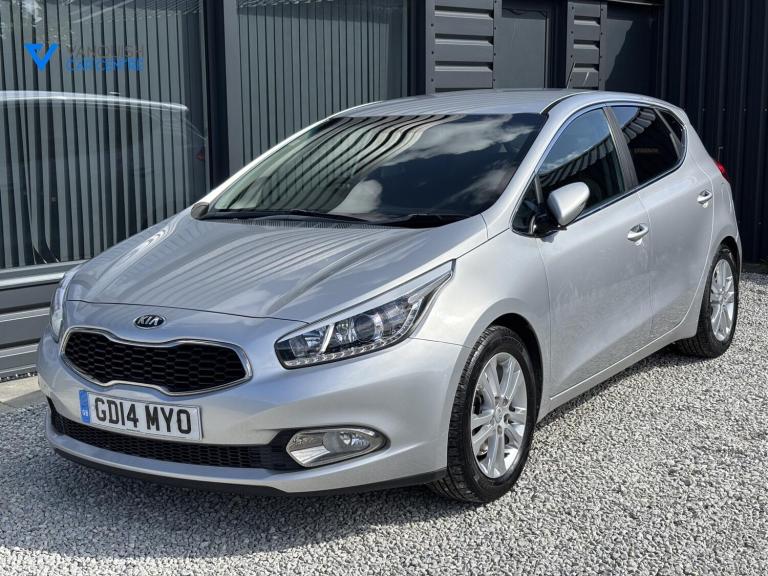 2014 Kia Ceed 1.6 GDi EcoDynamics 3 Hatchback 5dr Petrol Manual Euro 5 (s/s) (133 bhp) Hatchback ...