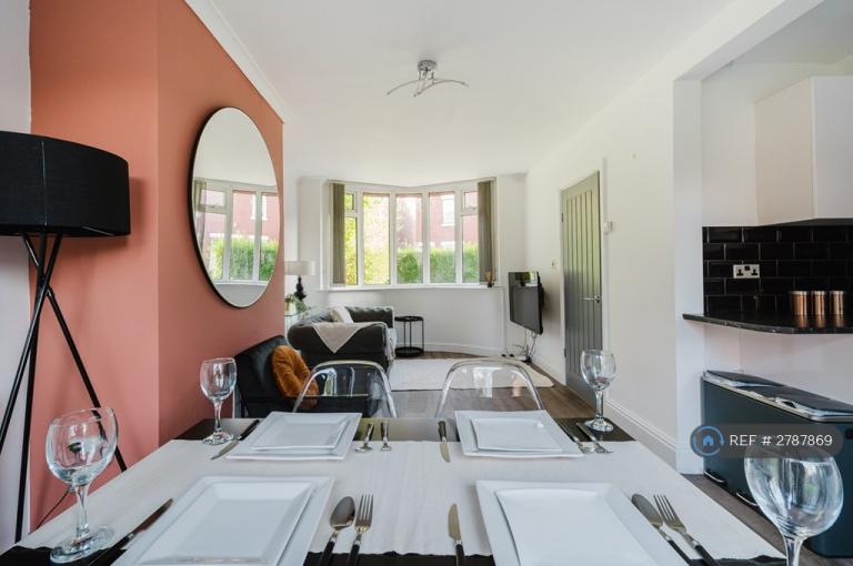 3 bedroom house in Whiteley Street, Manchester, M11 (3 bed) (#2787869)