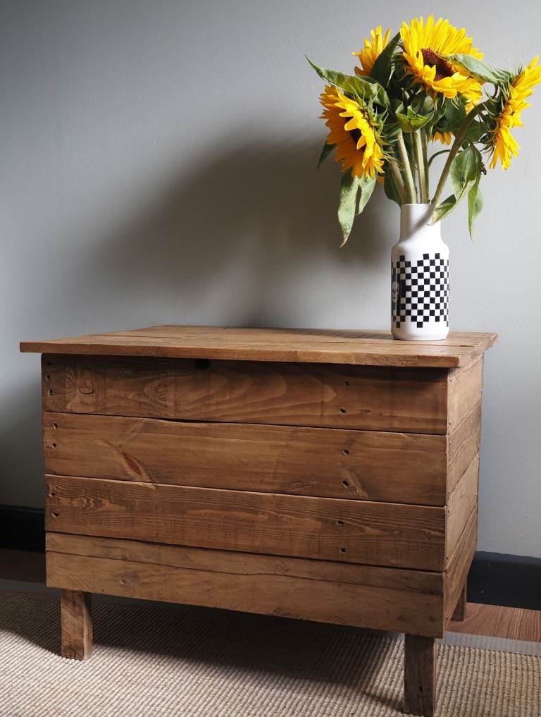 Rustic Wooden Storage Chest / Blanket Box - Good Condition